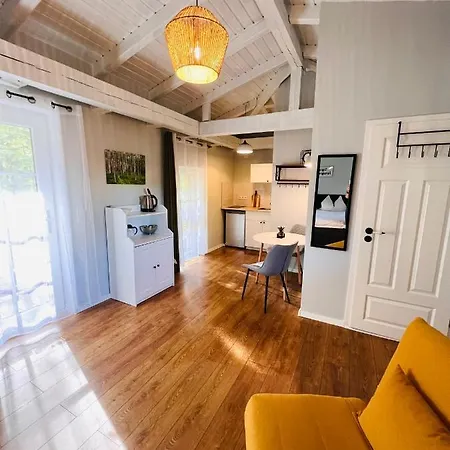 Am Historischen Bahnhof In Check In Mit Schluesselbox