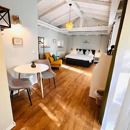 Am Historischen Bahnhof In Check In Mit Schluesselbox Гостевой дом