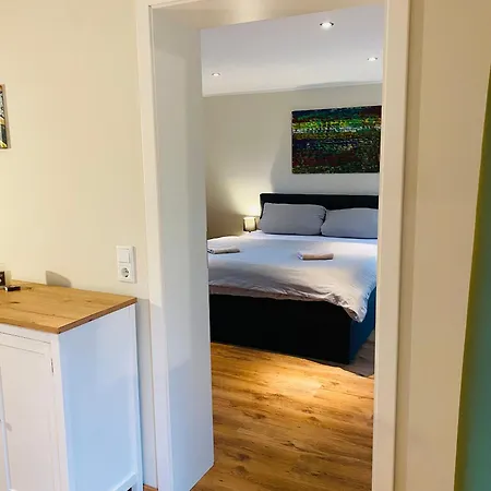 Am Historischen Bahnhof In Check In Mit Schluesselbox Гостевой дом Fehrbellin