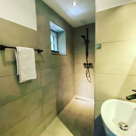 Am Historischen Bahnhof In Check In Mit Schluesselbox 3* Fehrbellin