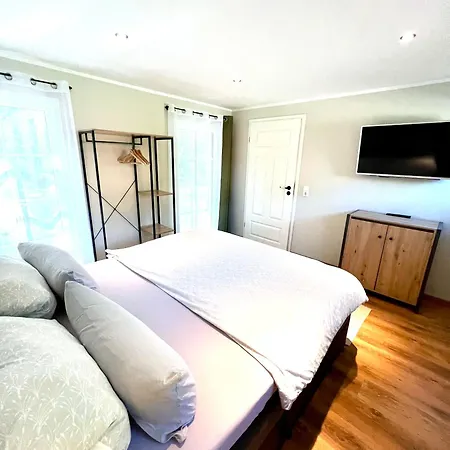 Гостевой дом Am Historischen Bahnhof In Check In Mit Schluesselbox 3*