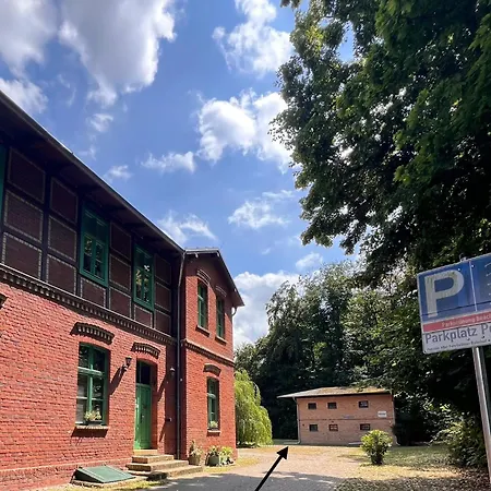 Am Historischen Bahnhof In Check In Mit Schluesselbox Fehrbellin