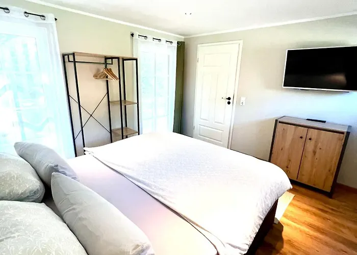 Pensjonat Am Historischen Bahnhof In Check In Mit Schluesselbox 3*