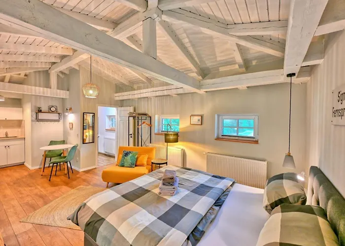 Am Historischen Bahnhof In Check In Mit Schluesselbox Fehrbellin